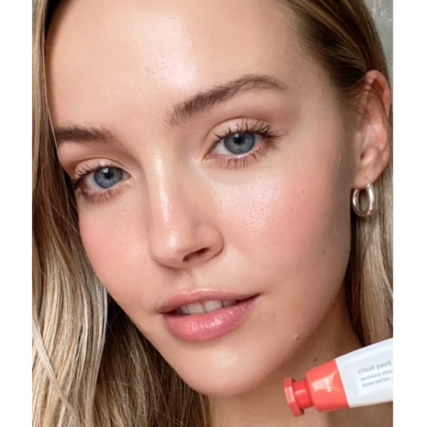 Рум'яна Cloud Paint GLOSSIER Beam