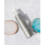 Ніжний засіб для очищення Benefit Clean Cosmedix
