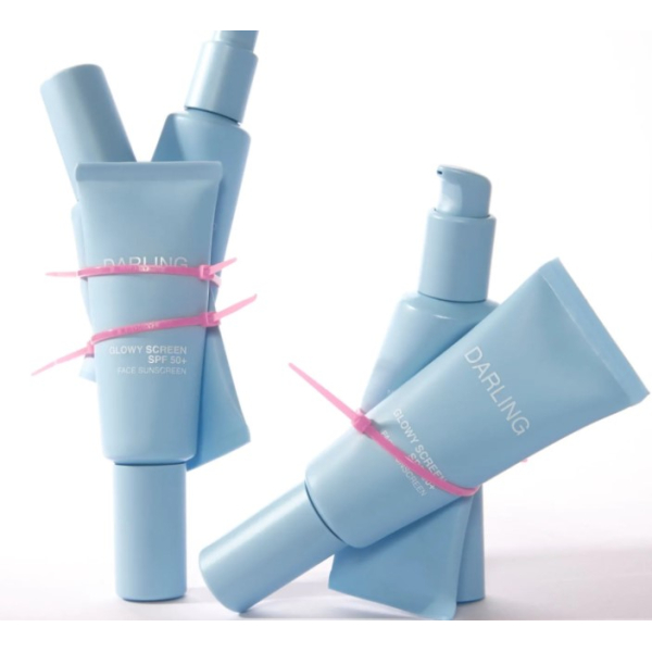 Сонцезахисний крем для обличчя та зони декольте Darling Glowy Face Cream SPF 50+