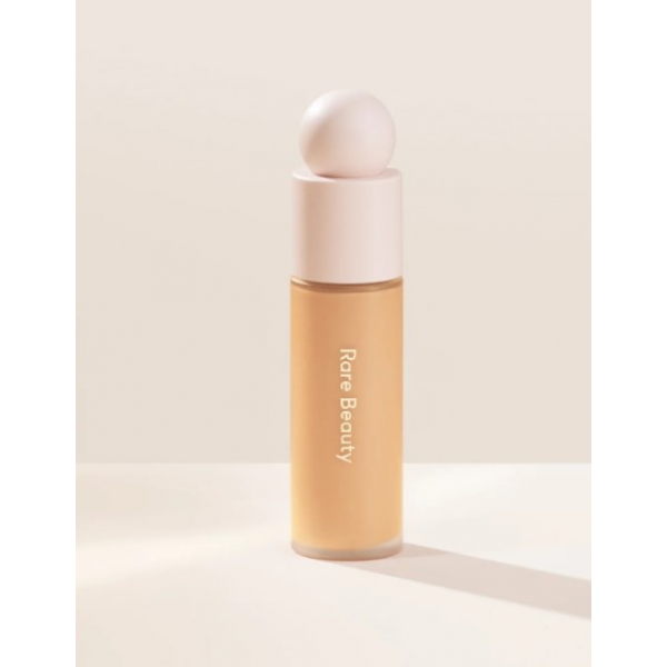 Тональна основа Rare Beauty Liquid Touch Weightless Foundation 210N