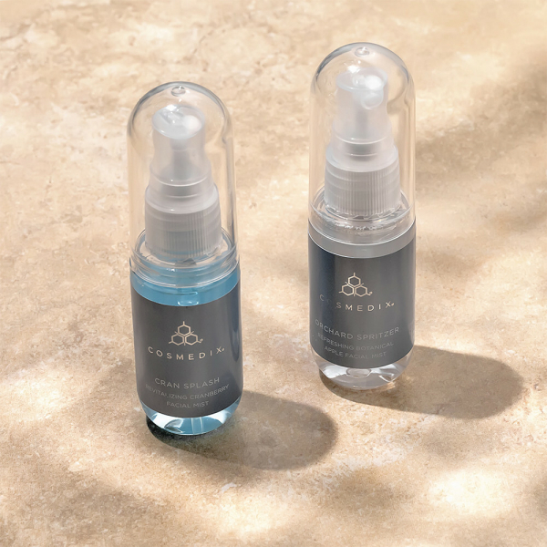 Зволожуючий дует для фіксації вологи Cosmedix Hydrating Mist Kit