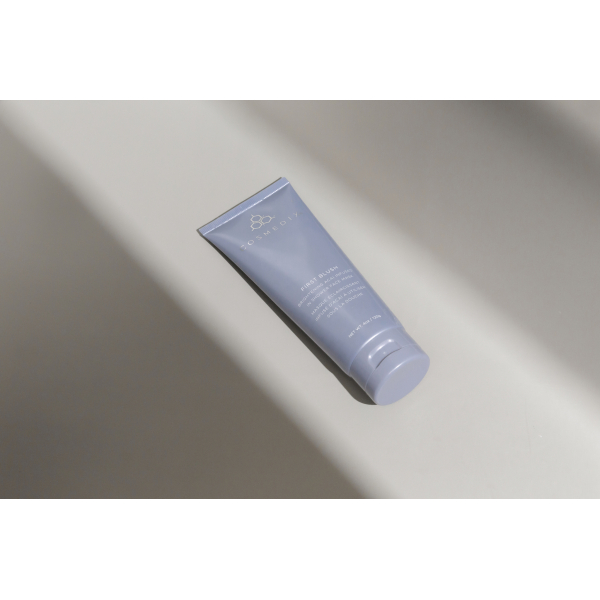 Освітлювальна маска для обличчя з ягодами асаї Cosmedix First Blush