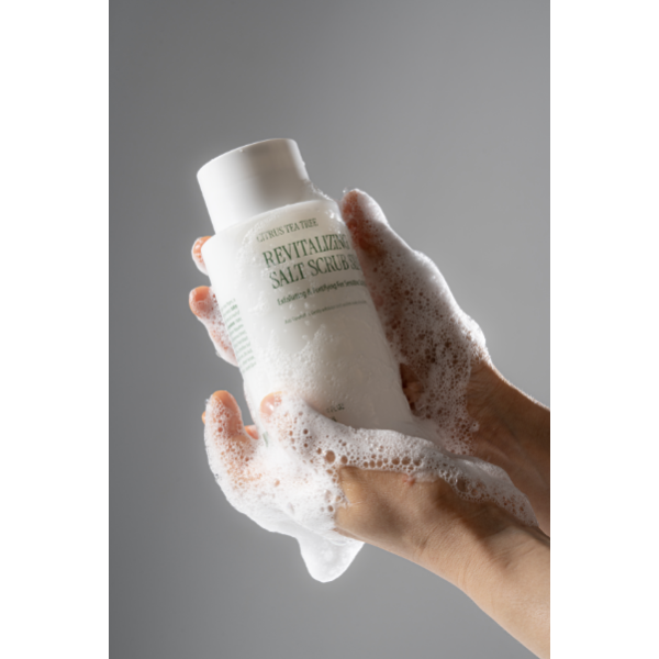 Ревіталізуючий шампунь-скраб Curly Shyll Revitalizing Salt Scrub Shampoo 