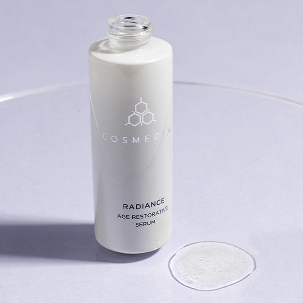 Відновлювальна сироватка для зрілої шкіри Radiance Cosmedix
