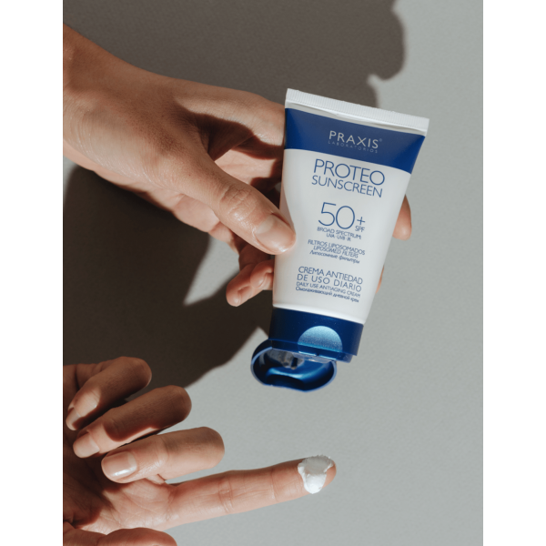 Сонцезахисний крем SPF50+ Praxis