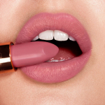Помада Charlotte Tilbury K.I.S.S.I.N.G THE DUCHESS
