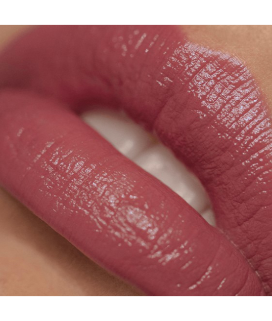 Помада Victoria Beckham Beauty Posh Lipstick Sway